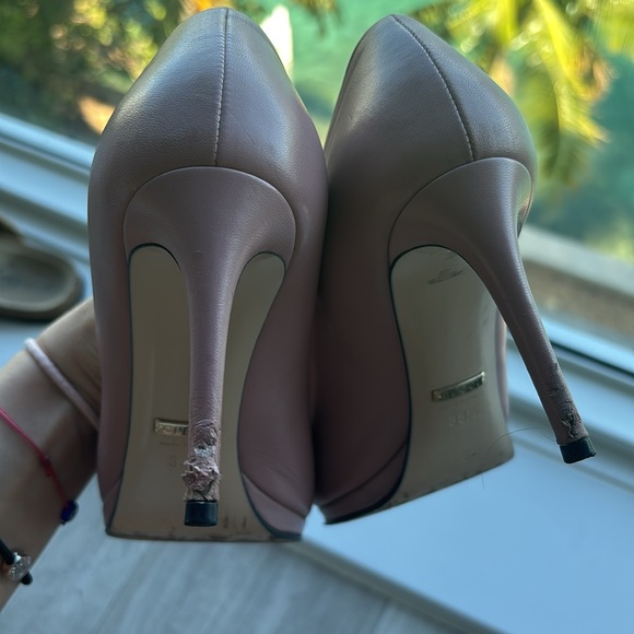 Gucci Heels - Picture 3 of 5